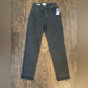 Women’s black jeans cuff detailing NWT sz 2/R
